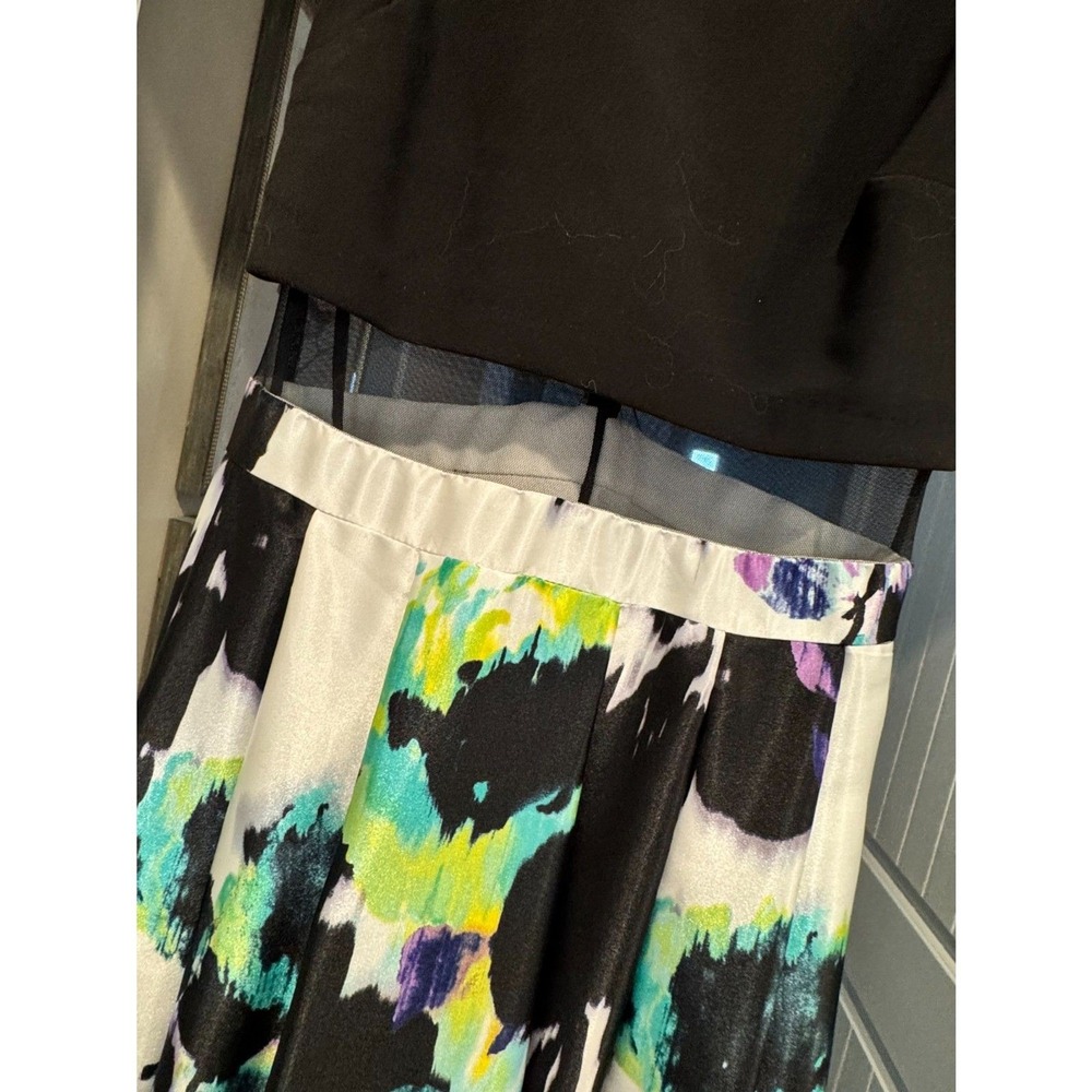 Betsy & Adam Floral Illusion Waist Maxi Dress Size 4 Formal Gown - Picture 3 of 4